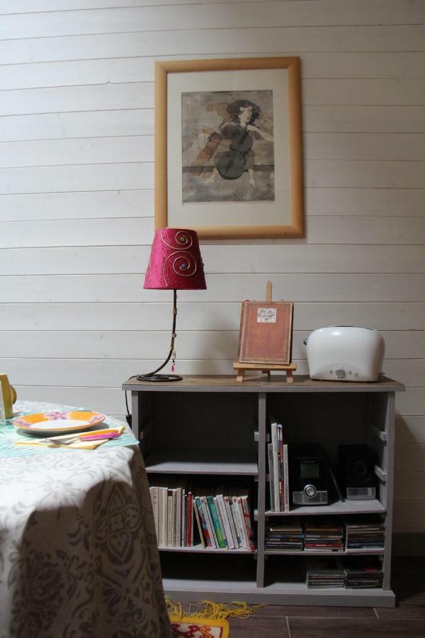 ロアンヌ Les Ateliers D'Art Bed & Breakfast エクステリア 写真